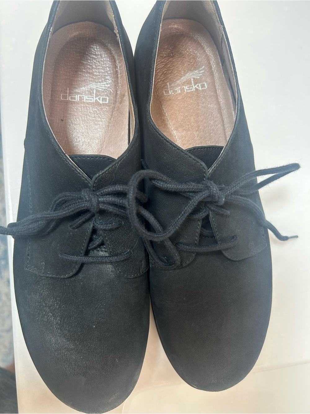 DANSKO FALLON Burnished Nubuck lace up comfort/walking shoes. Size 40(10-10.5)